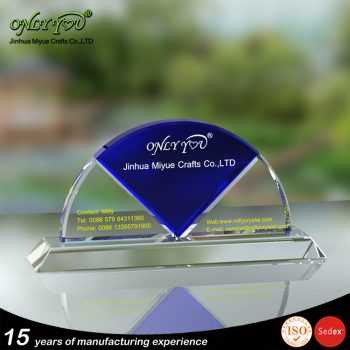 Crystal trophy award 027