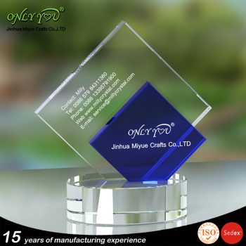 Crystal trophy award 034