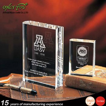 Crystal trophy award 055